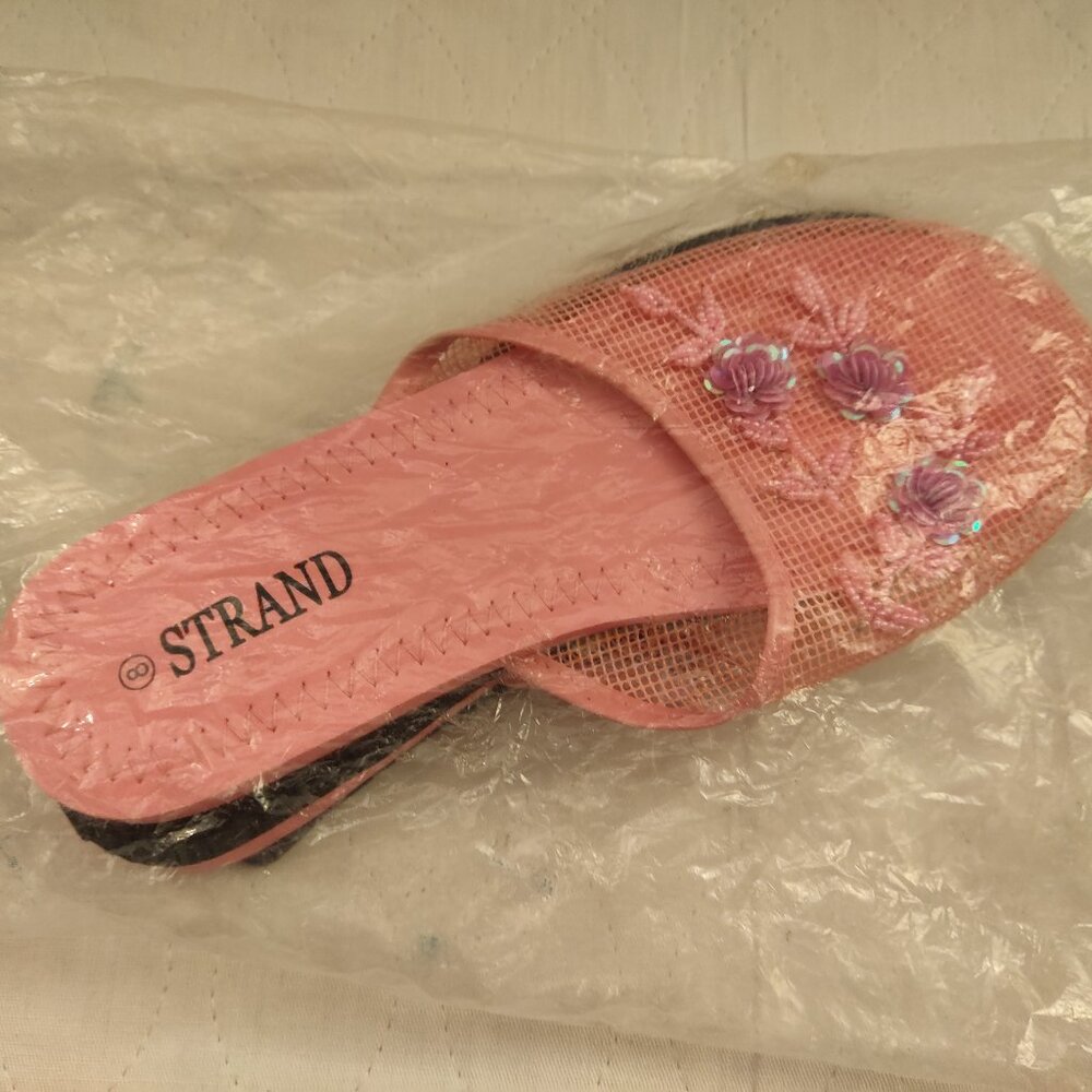 NWT STRAND Pink Slippers Size 8